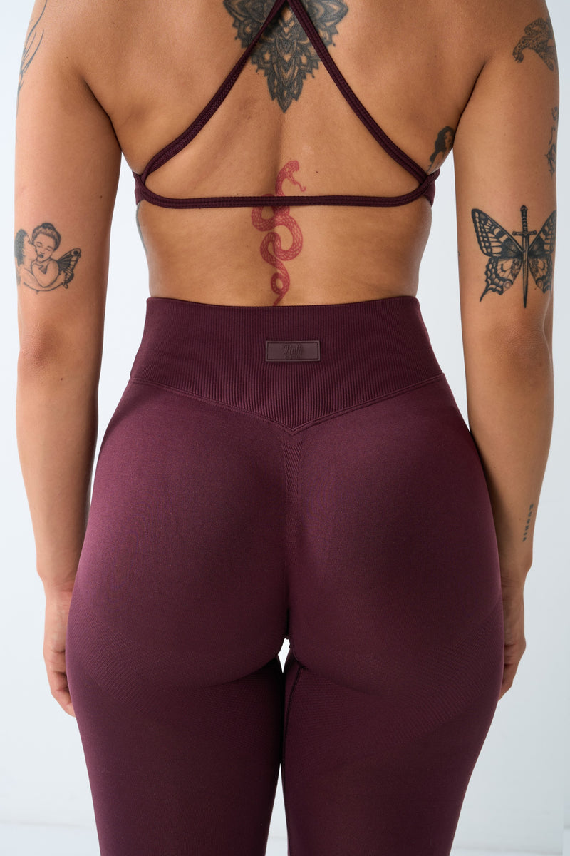 Vanta Seamless Legging - Obsidian Plum view 2